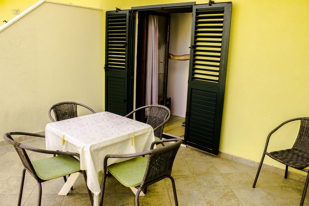 Maslina Apartments Stari Grad  Exteriér fotografie